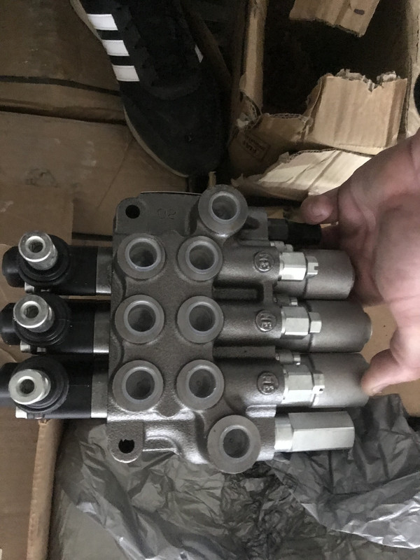 A75EA7EF-D854-44D8-80D5-D5FDA10C400A