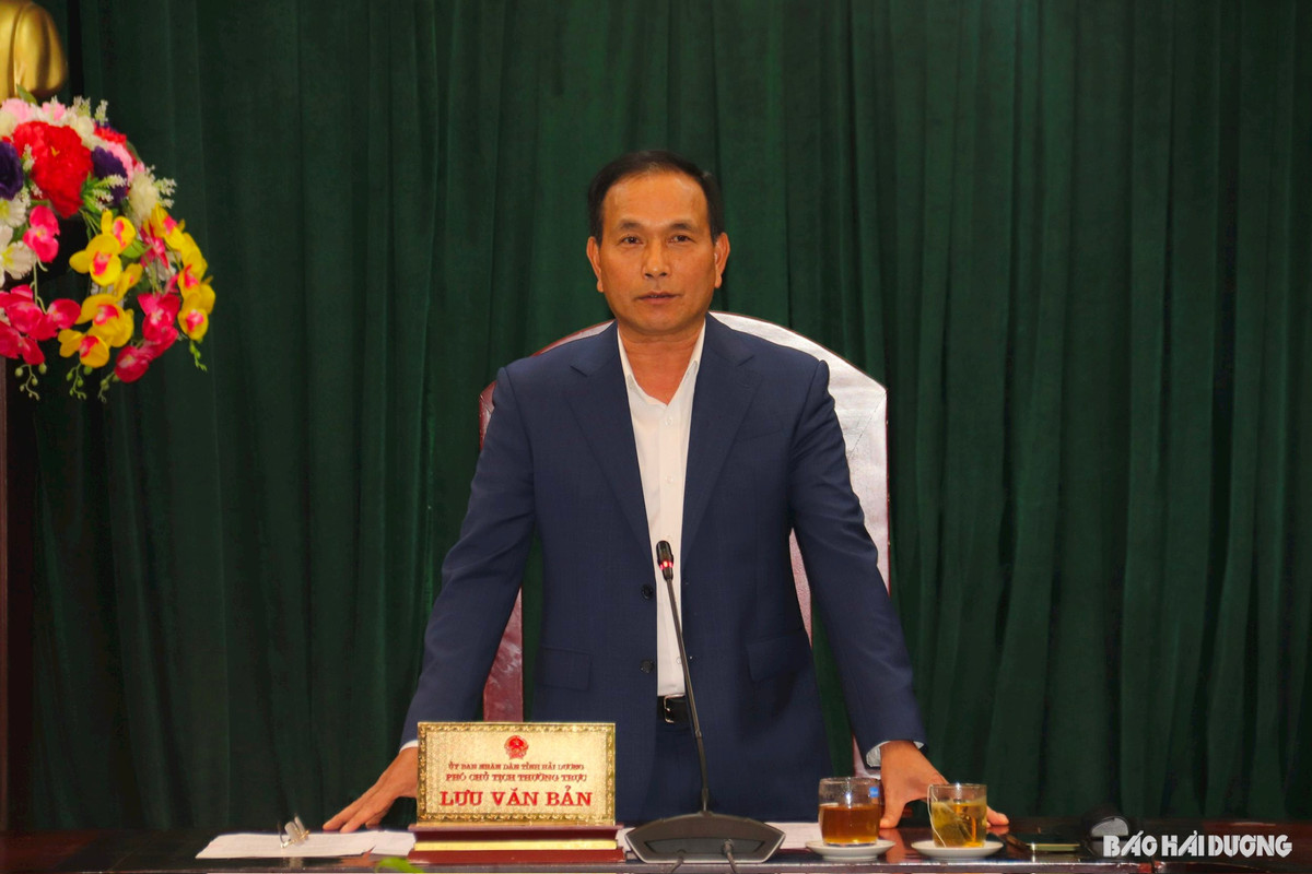 Pho chu tich hai duong luu van ban