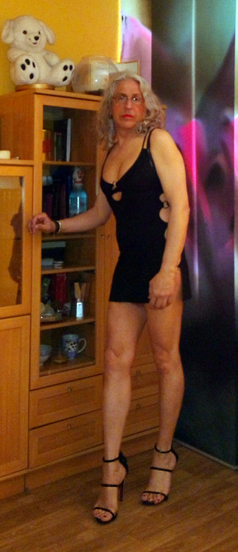 Carla red