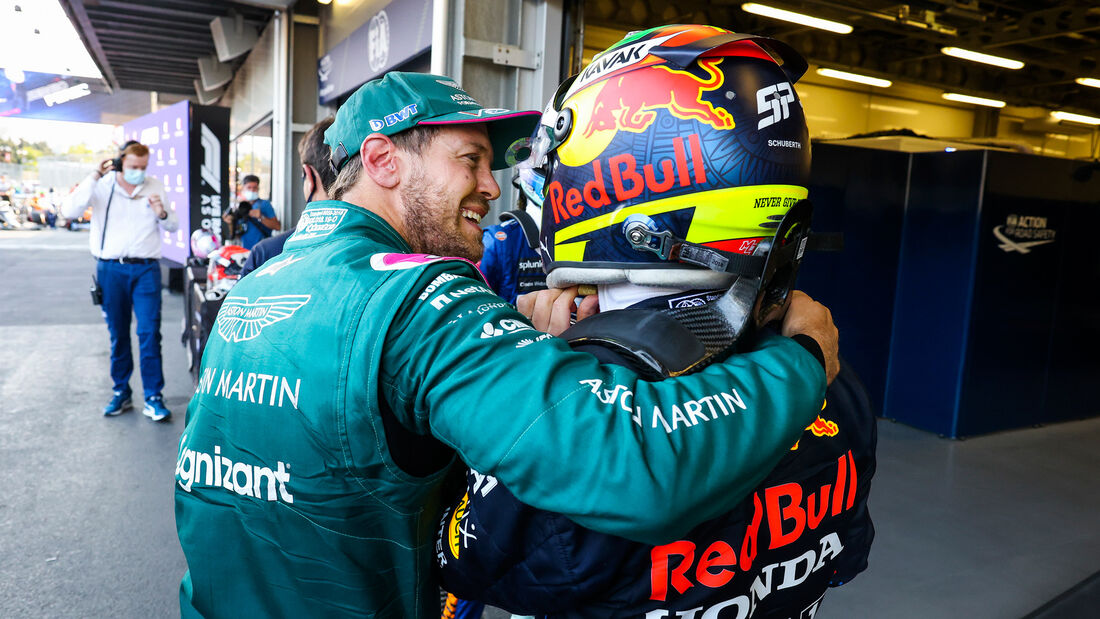 Vettel-Perez-GP-Aserbaidschan-2021-Baku-Rennen-169Gallery-a7102cdd-1801371