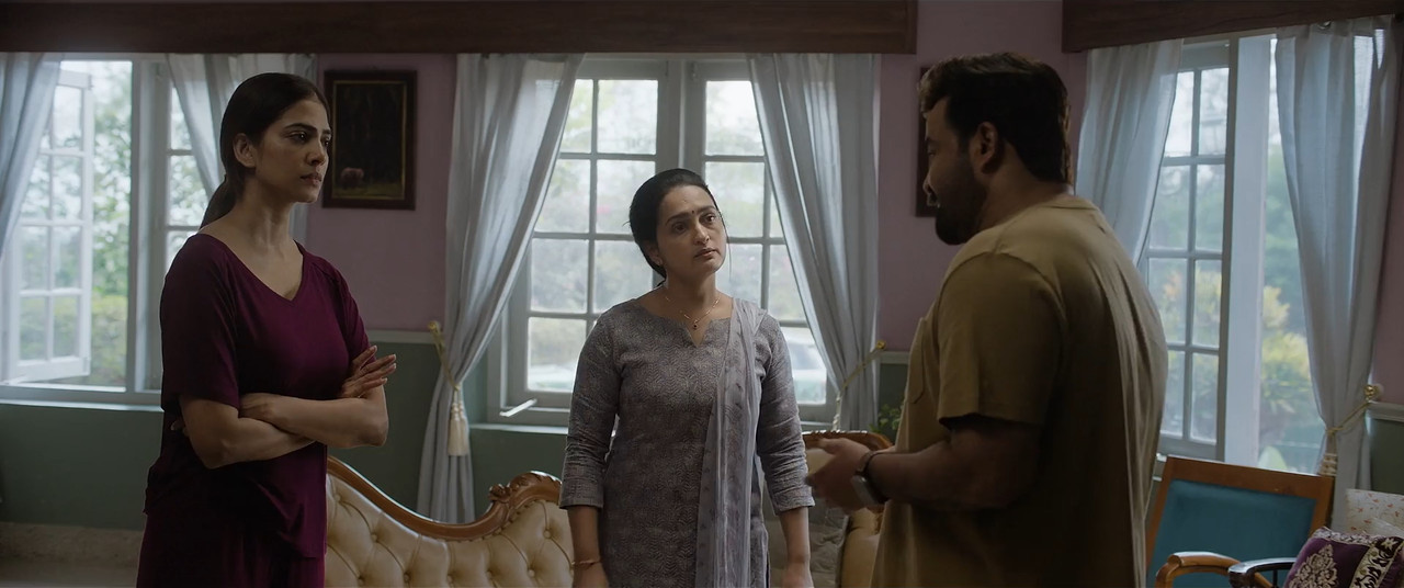 Hridayapoorvam 2025 WebRip [Hindi + Tamil + Telugu + Malayalam + Kannada] 480p 720p 1080p ESub Screenshot