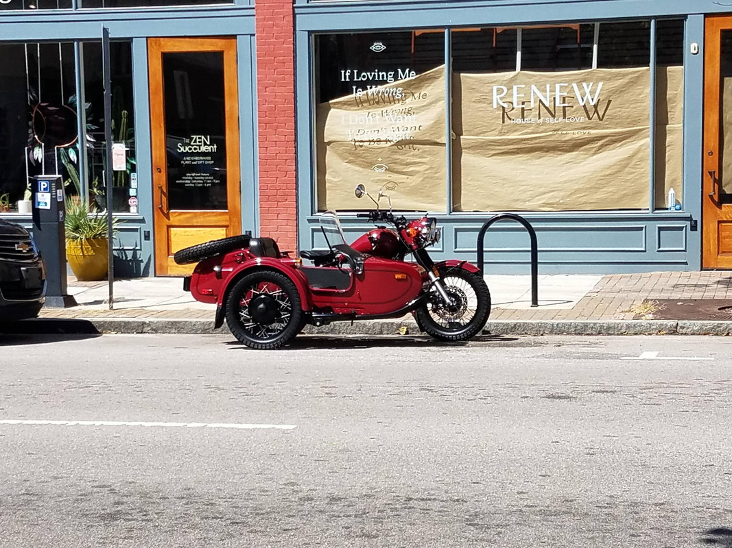 classic-bike-with-sidecar1.jpg