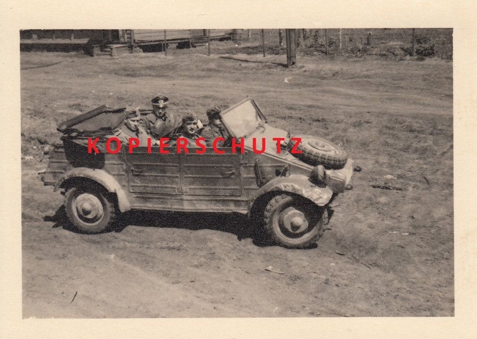 Foto Wehrmacht - VW Kübelwagen bei Orel