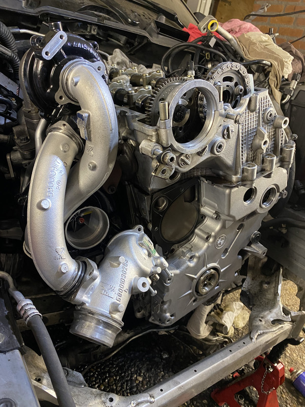 FA9B0A15-C6C2-4894-8A8D-0E5DD513AADE