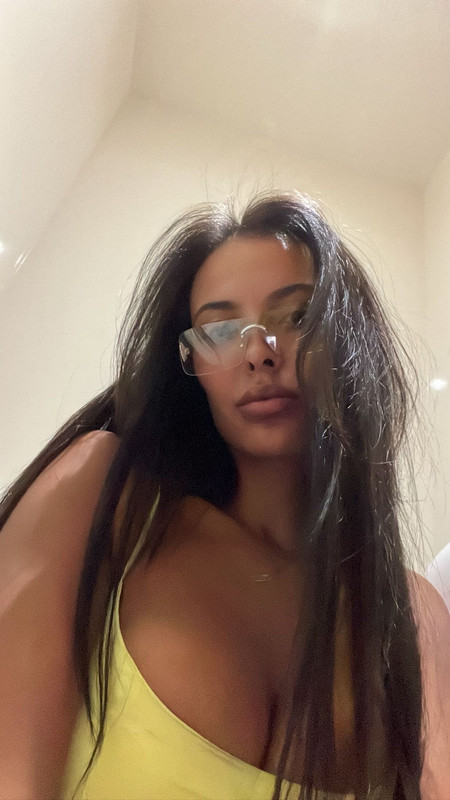 [Image: FZos-Eo-RWYAAj4-Si.jpg]