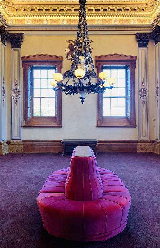 D07C00A4-EBC7-4C3B-B938-30ECE59BB041