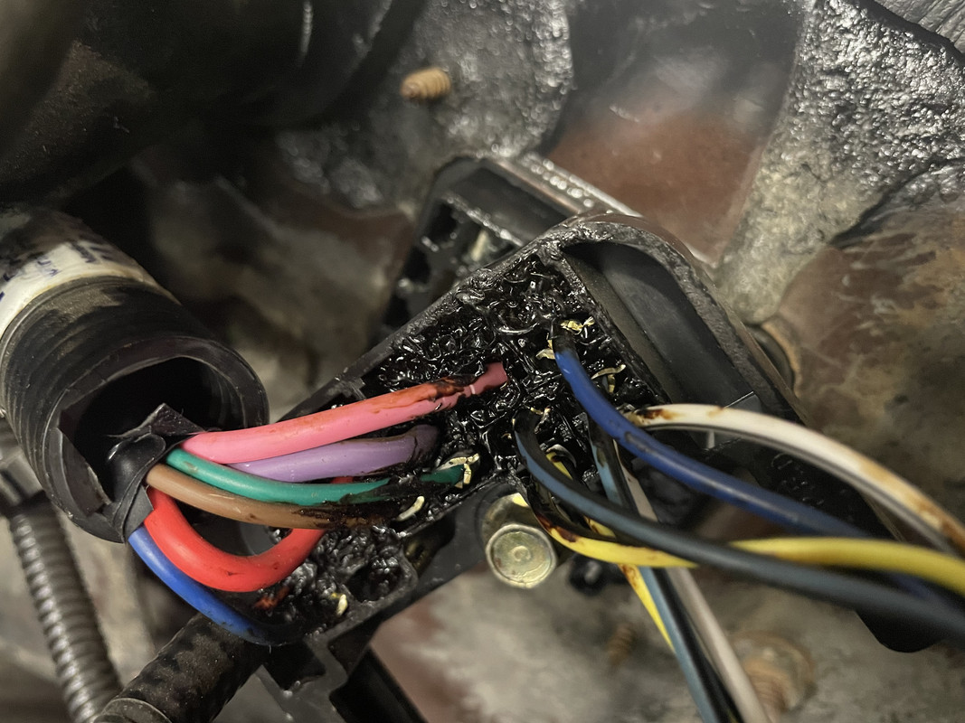 9C7897E5-0FA6-43EC-893C-C0FD9BD20320