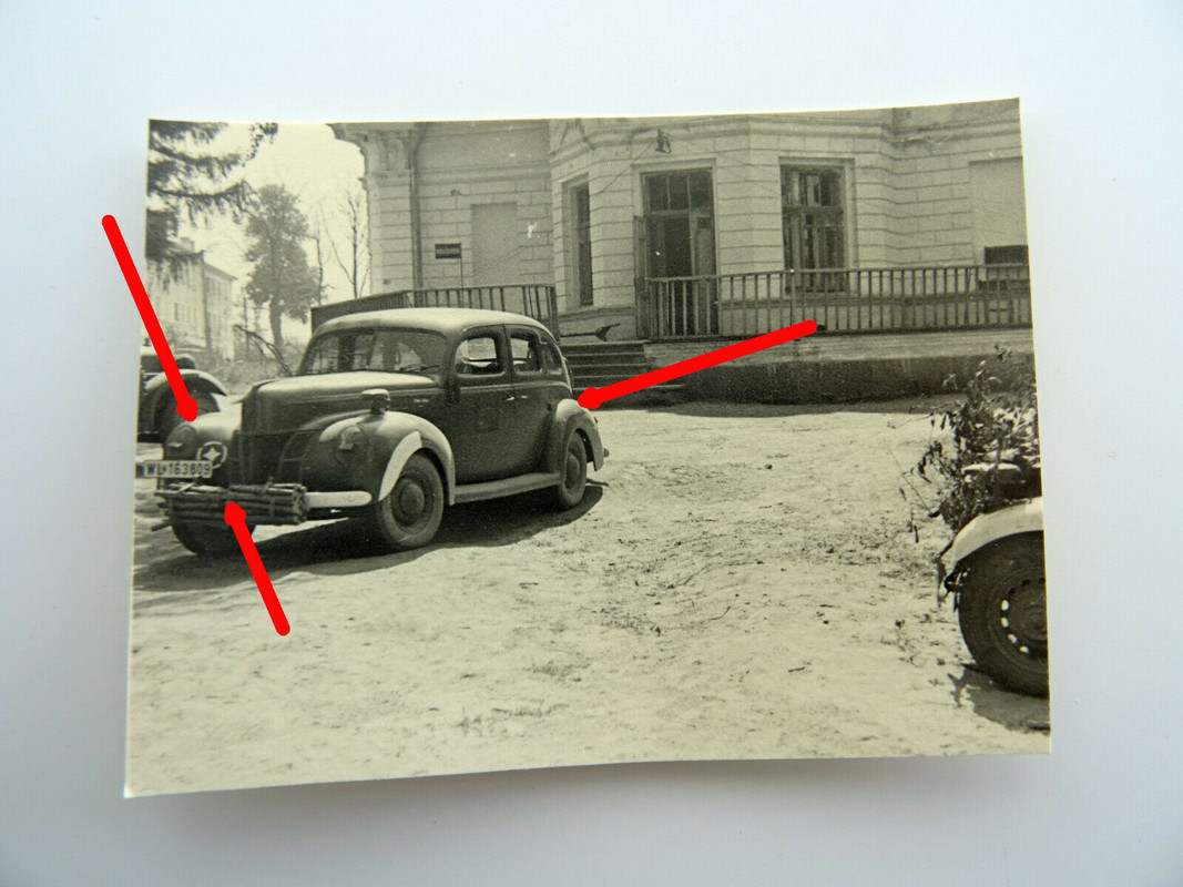 Foto Witebsk Weißrussland, Wizebsk, Auto mit Kennung, PKW, Quartier VIII.Flieger Korps