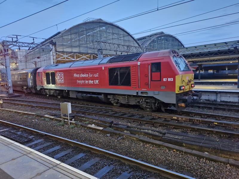 https://i.postimg.cc/ncpPY2W4/DB-67013-in-Manchester-Airport.jpg