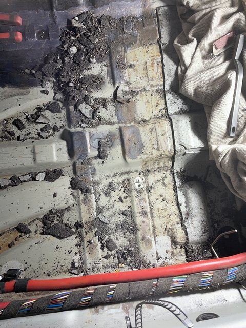 53-C76-DAE-CF46-4-F1-E-8504-9-E77145-B4-