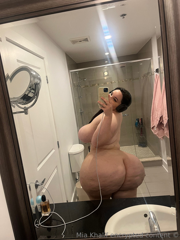 [Image: shower-jpg0.jpg]