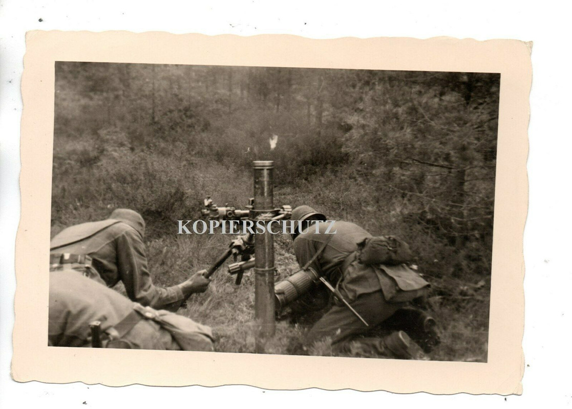 Russland 1941 Stellung Kämpfer Ausrüstung Granatwerfer Entfernungsmesser
