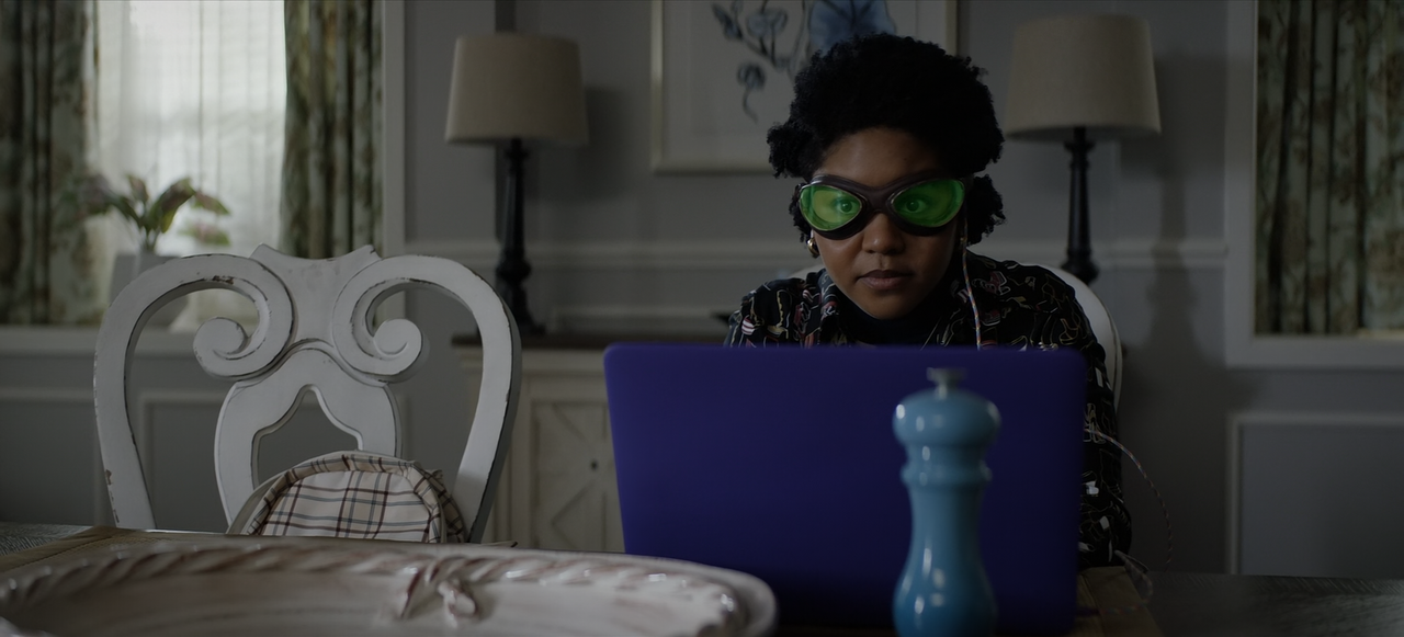 Stargirl.S02E10.Summer.School.Chapter.Ten.1080p.10bit.AMZN.WEB-DL.DDP5.1.HEVC-Vyndros.mkv_snapshot_1