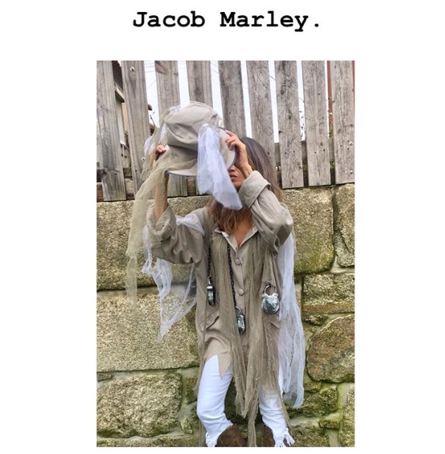 558C04F2-365F-490C-9D4E-CF4DF7834A75