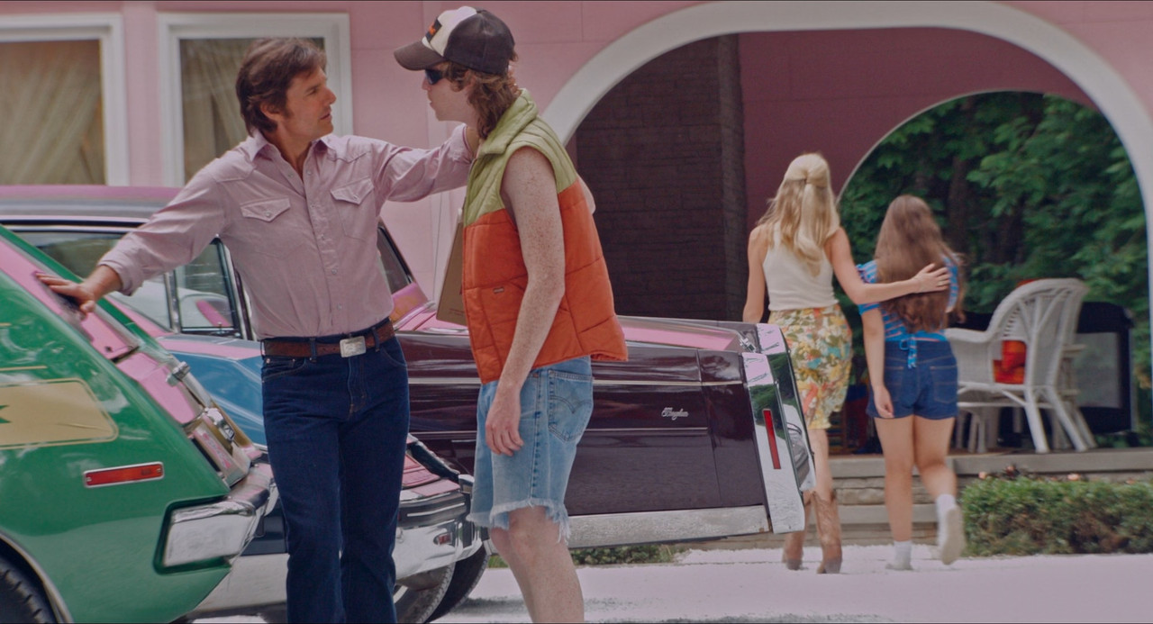 American Made 2017 (1080p x265 10bit Tigole).mkv_snapshot_00.59.
