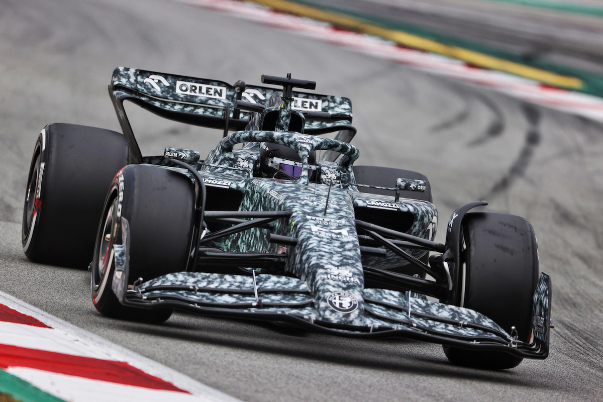 [Imagen: f1-test-barcellona-day-3-gallery-fotografica-96.jpg]