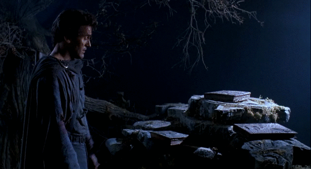 https://i.postimg.cc/ncxTV2TS/Evil-Dead-3-Trim.gif