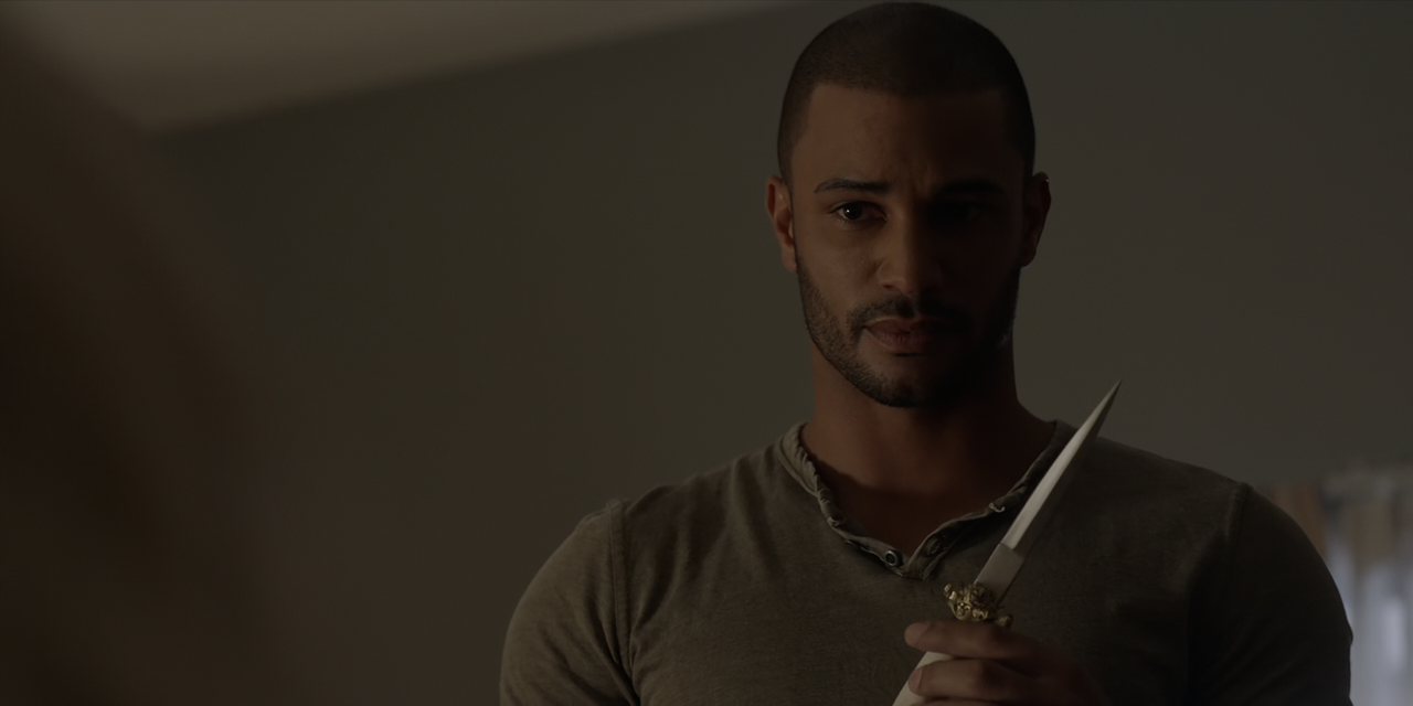 Batwoman.S02E05.Gore.on.Canvas.1080p.10bit.BluRay.AAC5.1.HEVC-Vyndros.mkv_snapshot_20.55_[2021.10.18