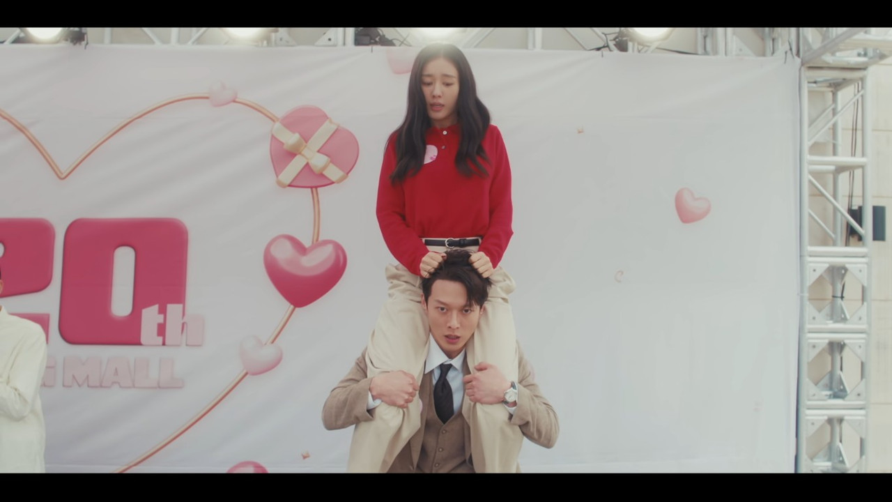 VS Netflix Dynamite Kiss E4His Black Card 51 06