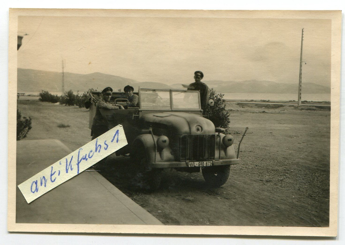 Militär-Geländewagen Typ Steyer mit WL-610872 an