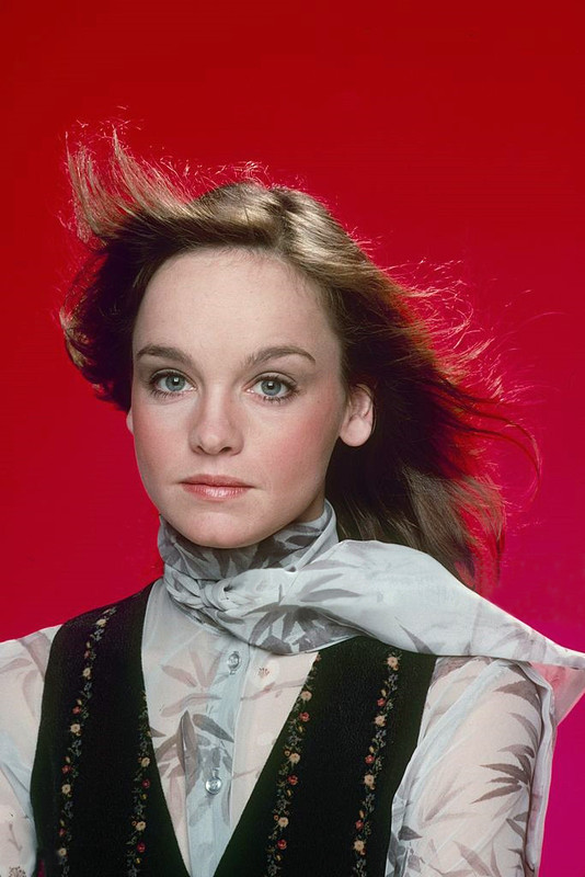 pamela_sue_martin_b34
