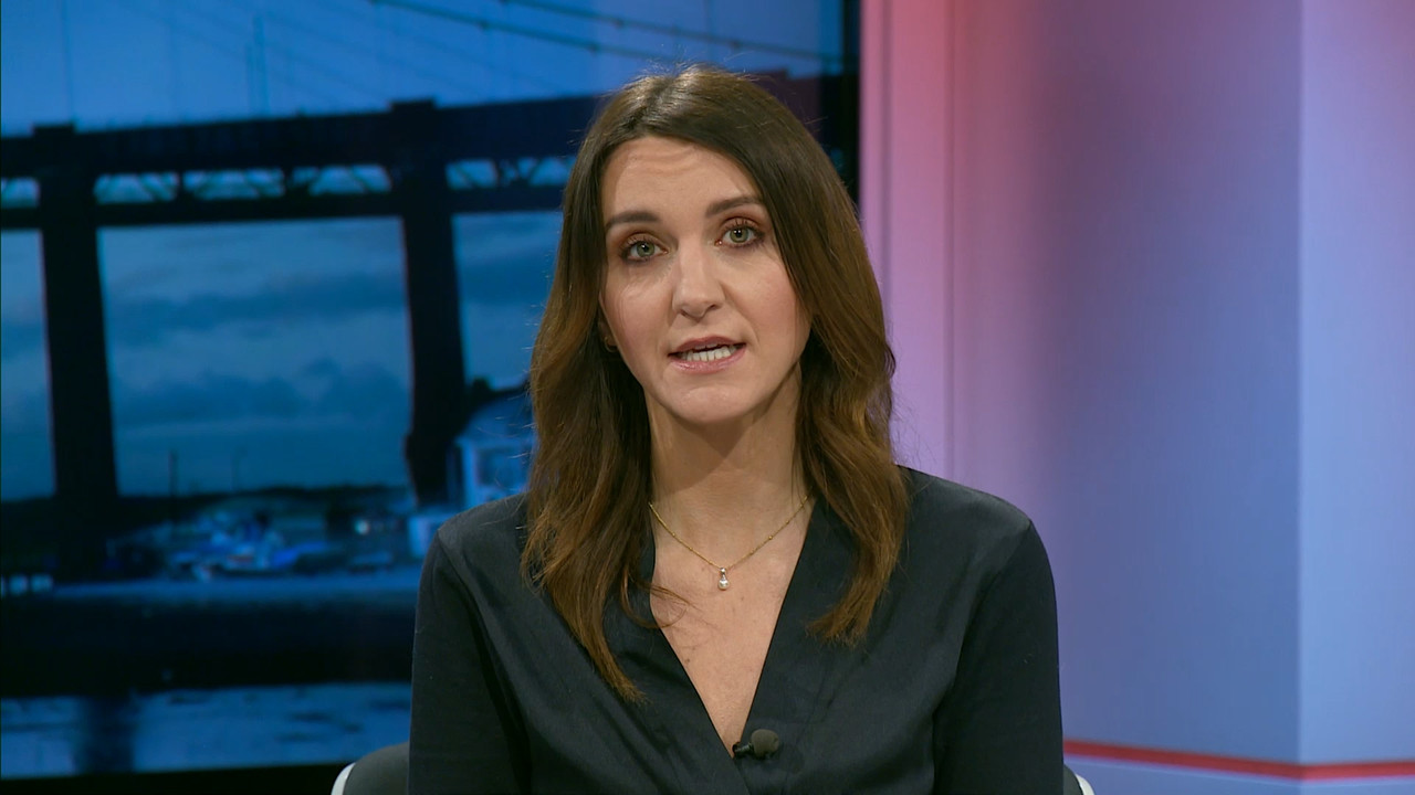 01.26 - 18.00.00 - ITV News West Country. News for Devon, Cornwall, S....ts_snapshot_14.54.247
