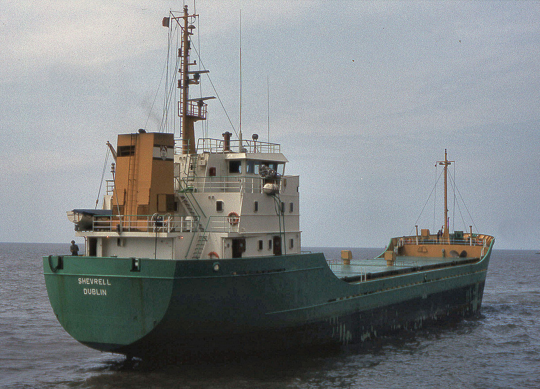 SHEVRELL  (4824b)[GC1](Irl-1981)(18 May 1984-Mersey-Alexandra-Wall-Gbr)(8022602)(© David Williams)