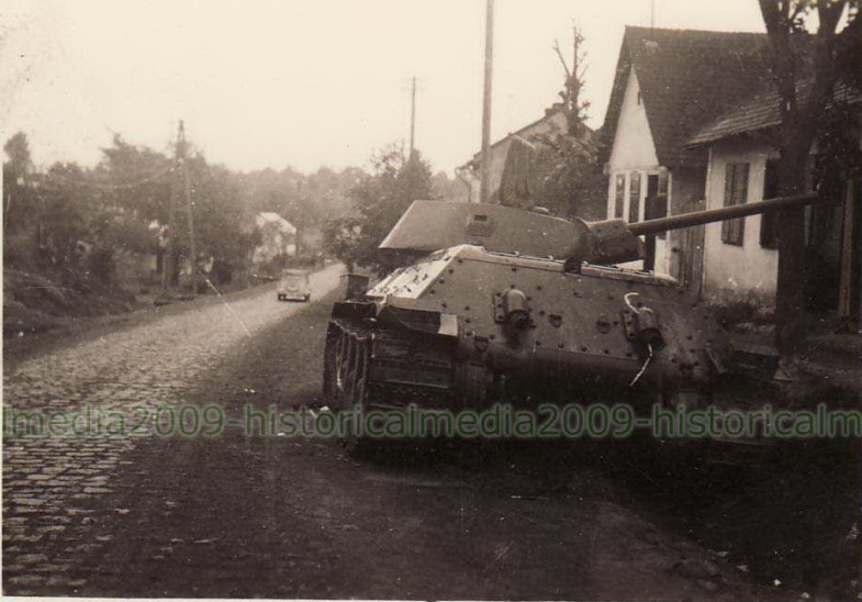 1908. Т-34 8 ТД 4 МК. Подбит в г. Магеров. 25 июня 1941 г.