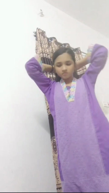 Cute Young Gf Changing Dress Showing Nude Body