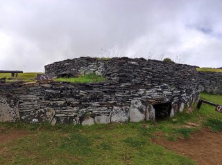 Isla de Pascua - Chile - Blogs de Chile - Ana Te Pahu - Ahu Akivi - Puna Pau - Vinapu - Rano Kau - Orongo (17)
