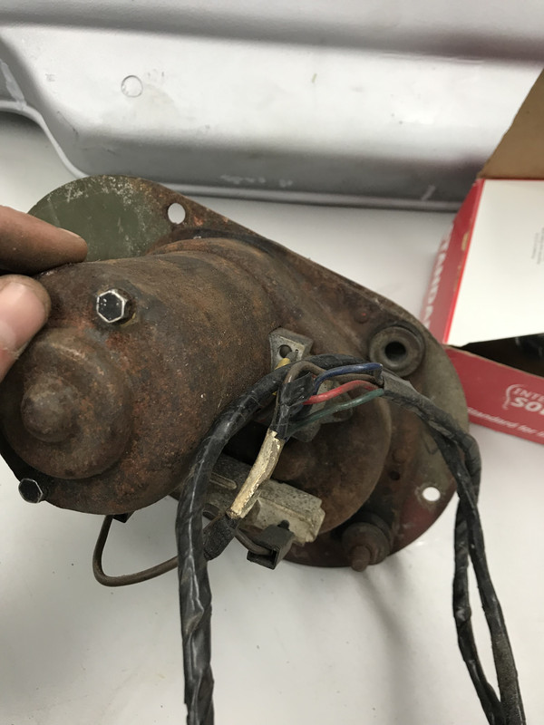 03EB65BD-49A8-4BA9-A098-09517F128E55