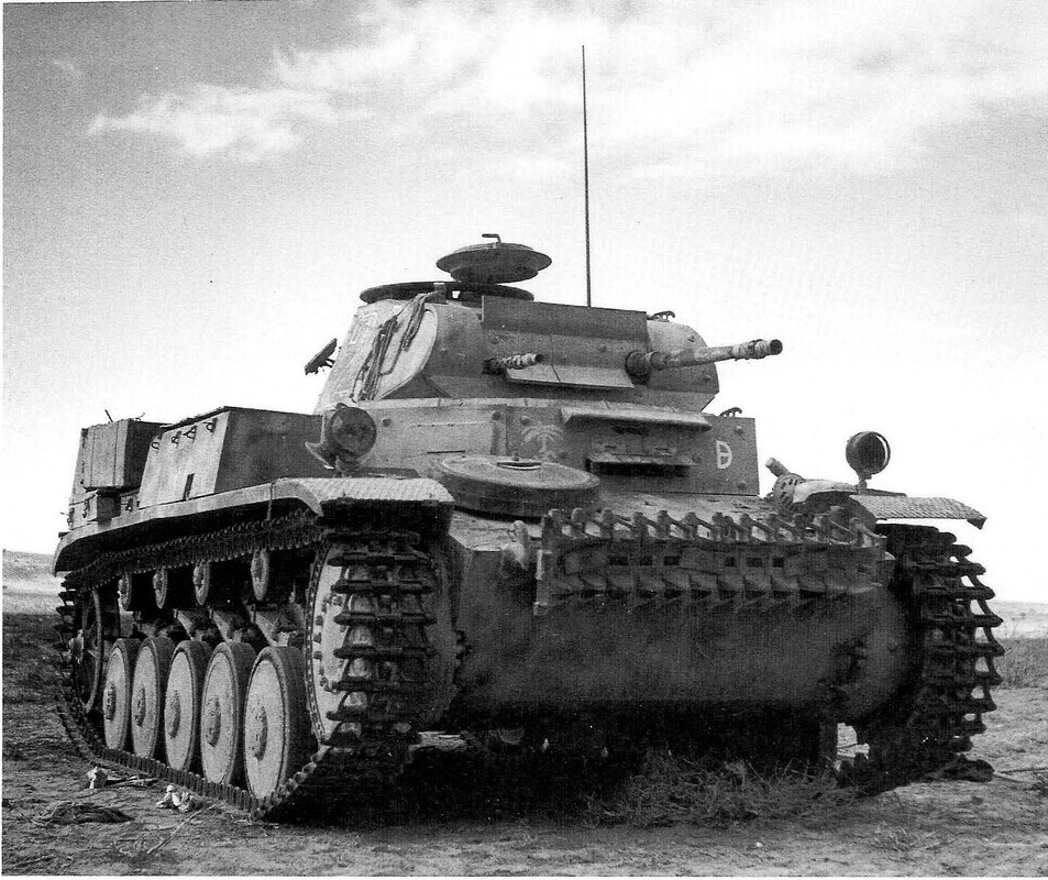 [Militaria Magazine Hors-Serie 06] - La Guerre Du Desert (II) Bir-Hakeim25