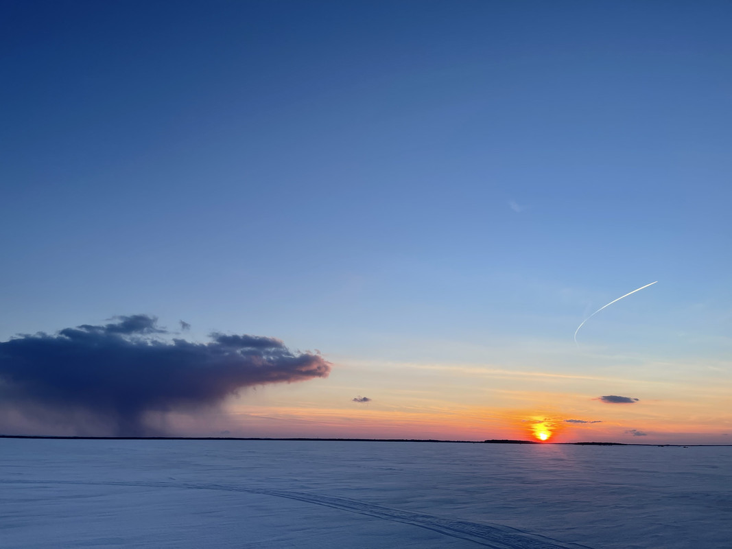 0B8FB306-26D6-4794-B9F3-973D1307F217