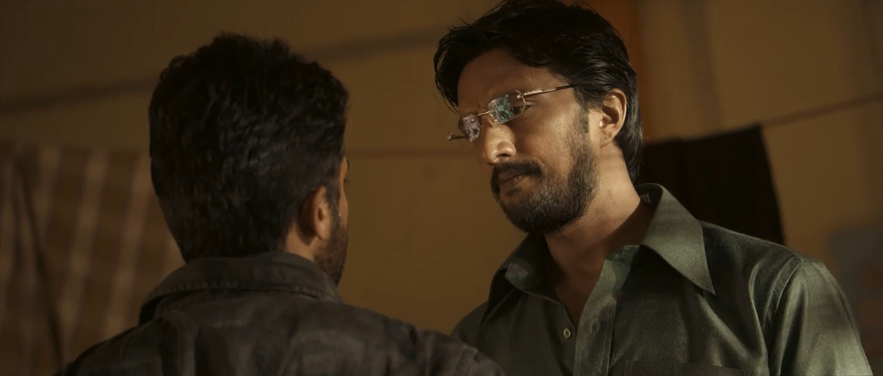 Rakht Charitra 2 2010 WebRip [Hindi] 480p 720p ESub Screenshot