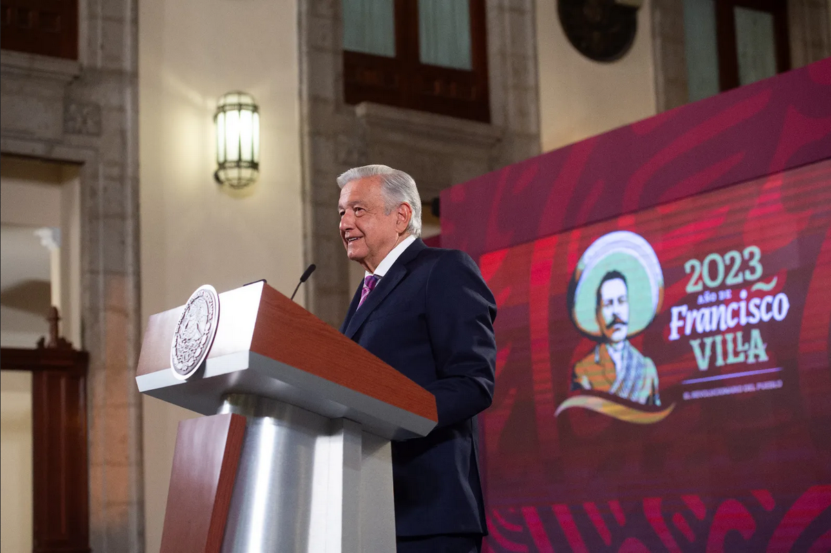 AMLO desiste de demanda contra abogado de Genaro García Luna; le escribirá una carta
