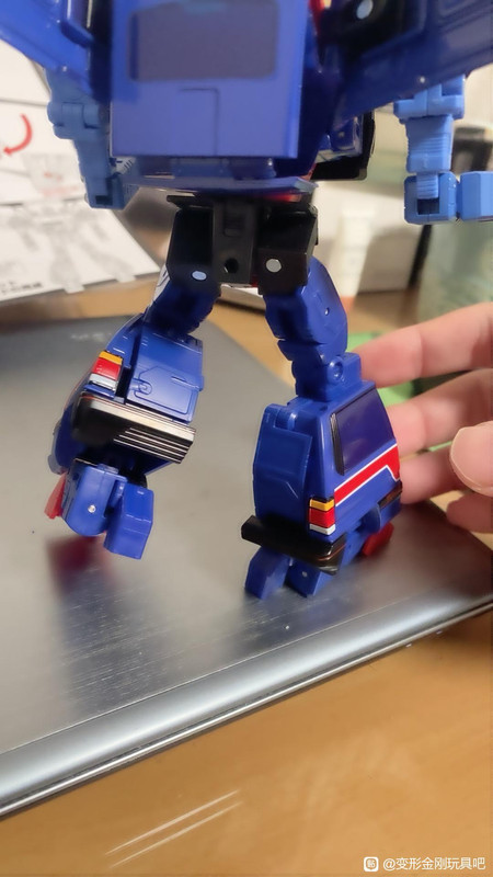 Masterpiece-MP-53-Skids10