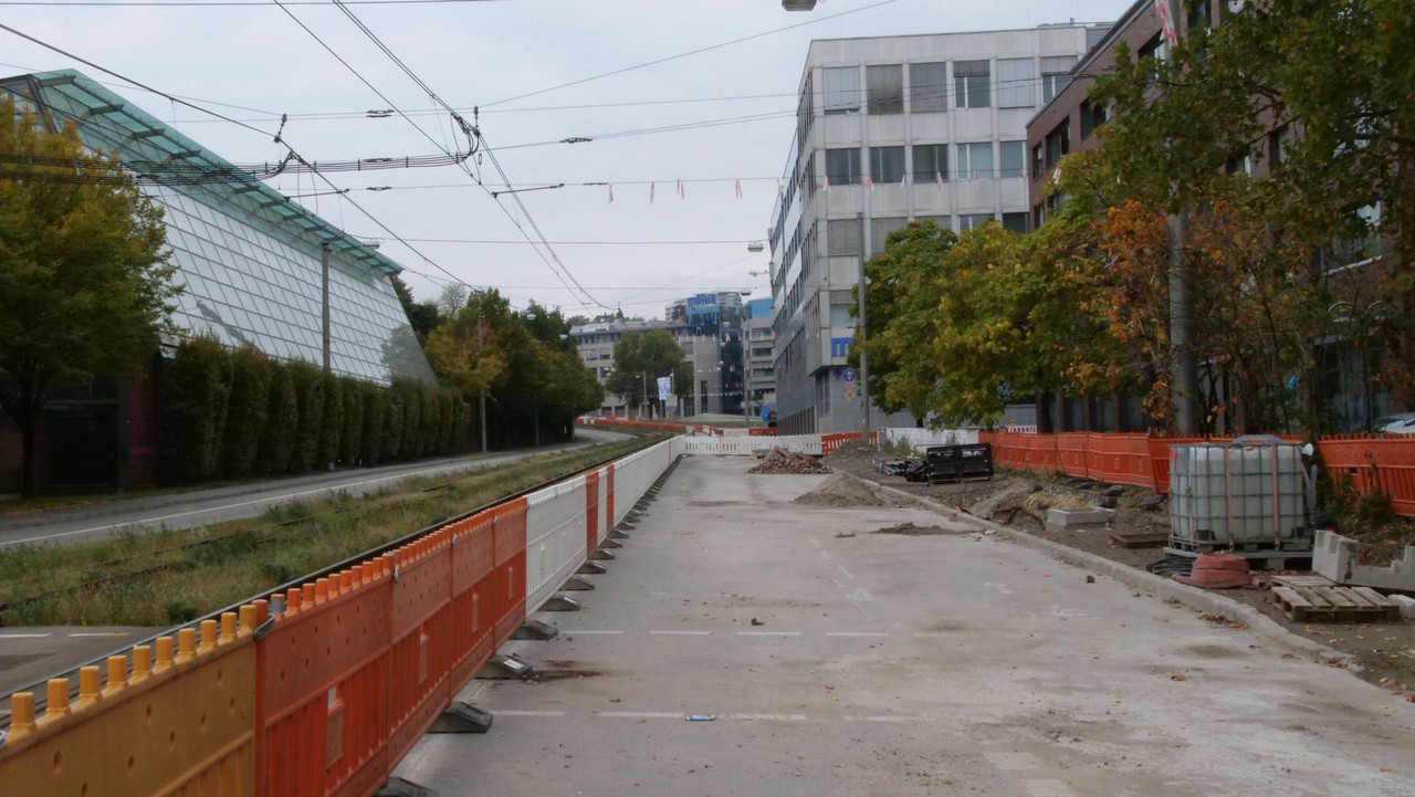 [Bild: 031026-084322-148b.jpg]