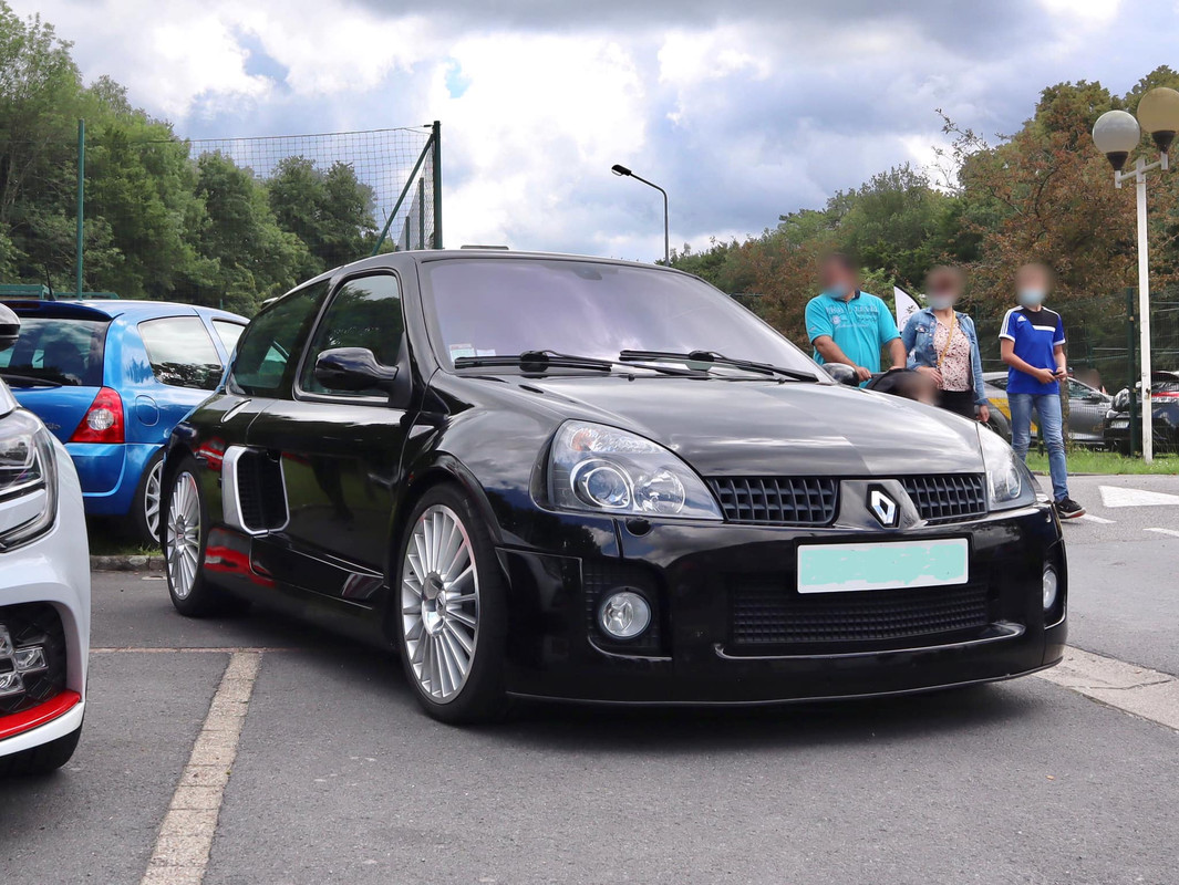 8C1D1F15-EC88-49E7-BFCA-77648ADA03E2