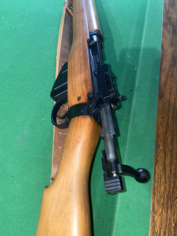 6F2EF3BF-86E1-4367-8B7D-7416D5495B9F