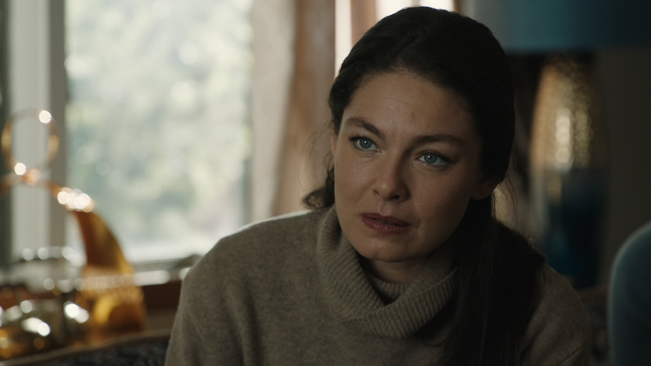 FBI.Most.Wanted.S04E13.Transaction.1080p.10bit.AMZN.WEB-DL.DDP5.1.HEVC-Vyndros.mkv_snapshot_07.52_[2