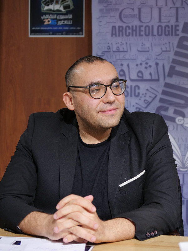 P1635066
