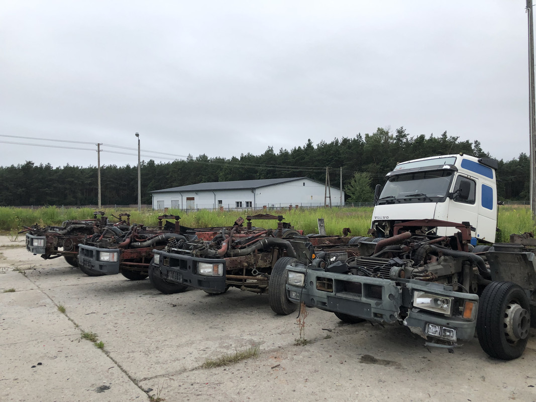 8D56BC1E-1B75-4987-AD7D-3AB55C009529