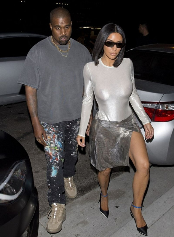 kim-kardashian-and-kanye-west-night-out-in-los-angeles-07-29-201