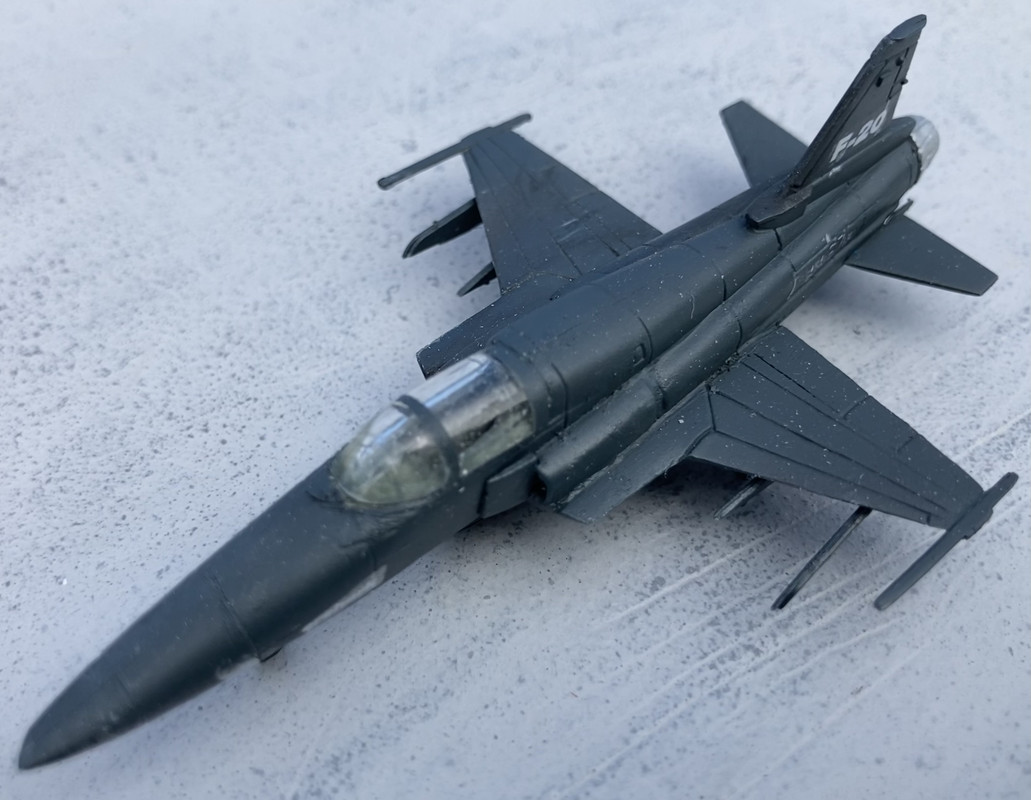 F455-A097-AFCA-4398-8-A2-E-9-AF90-F856-F