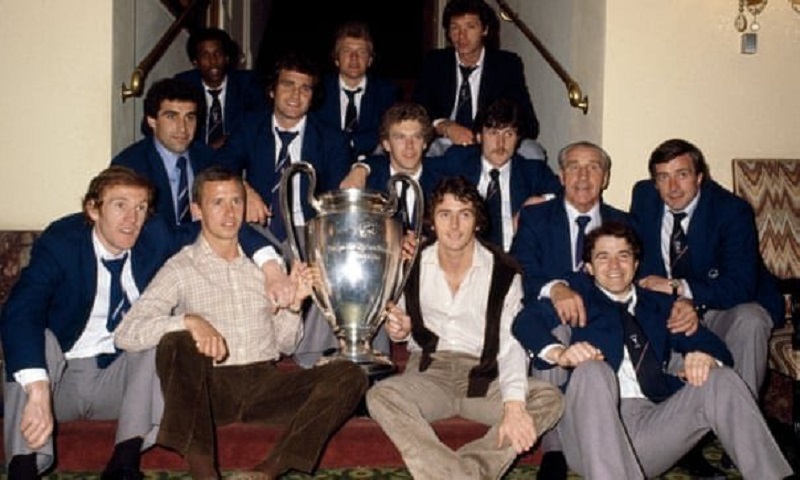 [Image: D77-KLEDWs-AIFVb-Z.jpg]