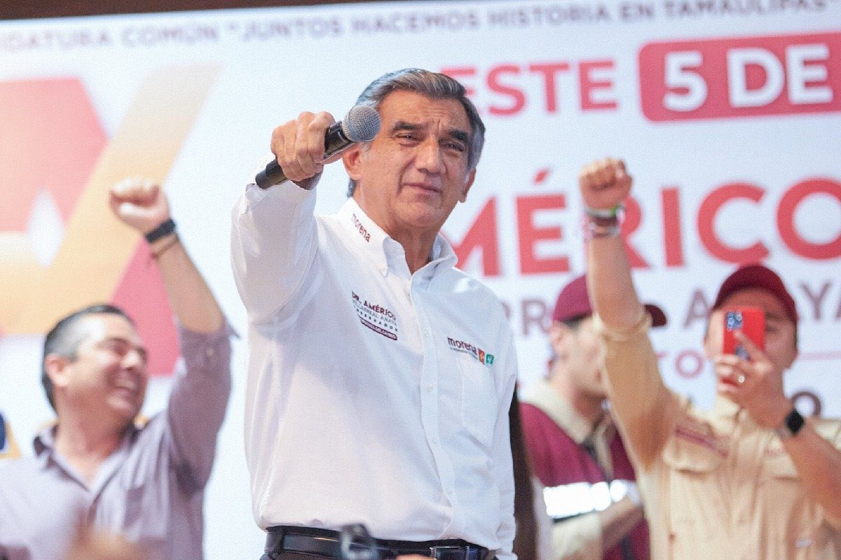 Filtran fotos de Américo Villarreal con un presunto líder del narco