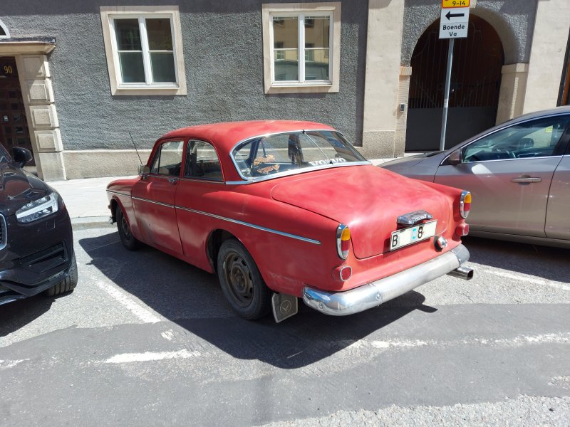 i.postimg.cc/nhGRvLzM/Volvo.jpg