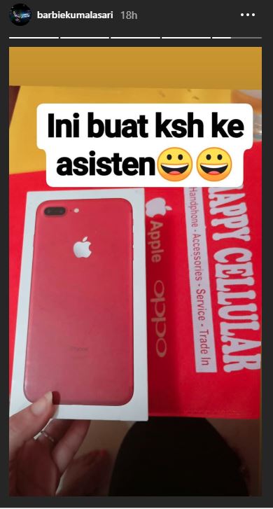 Iphone bekas yang dibeli Barbie Kumalasari untuk asistennya