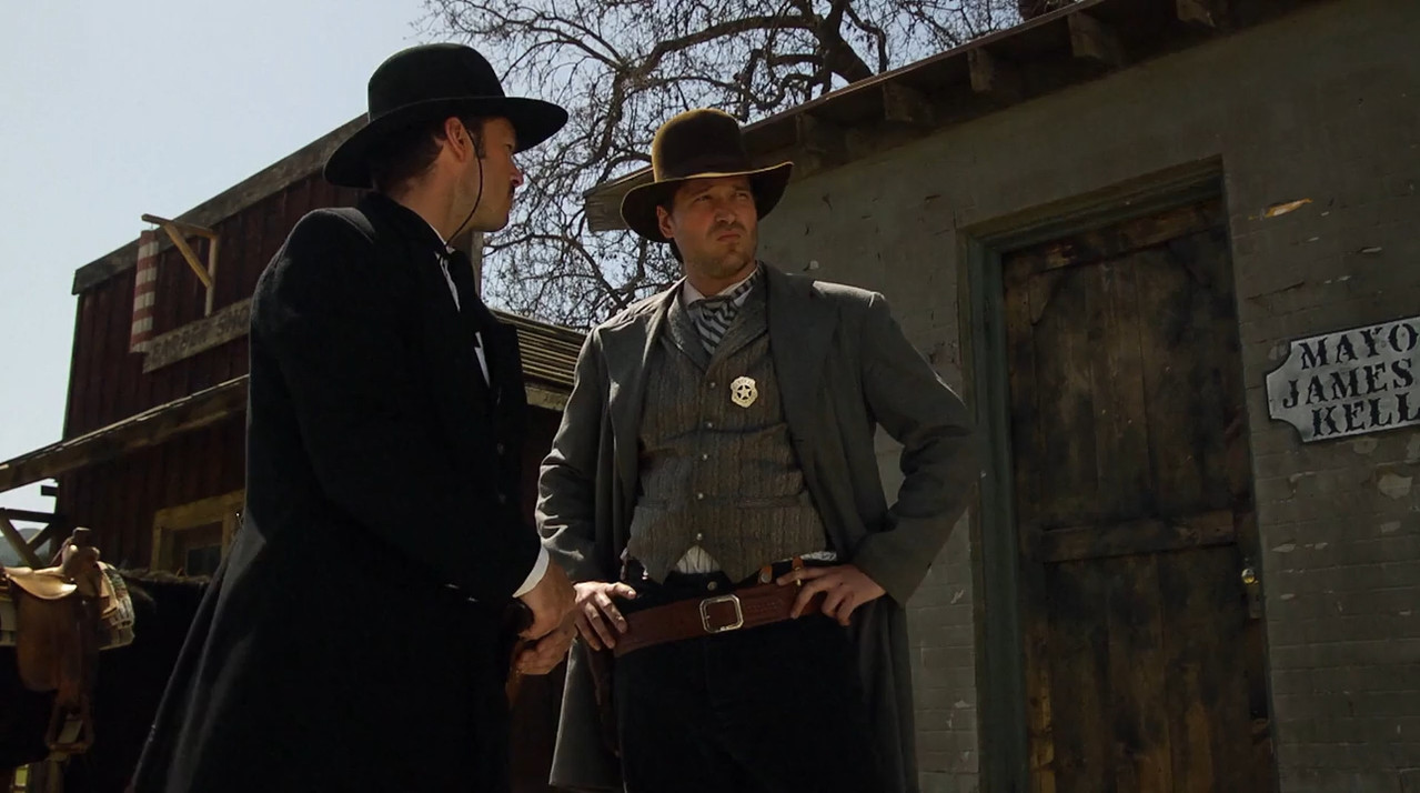 Wyatt Earp's Revenge 2012 WebRip [Hindi + Tamil + English] 480p 720p ESub Screenshot