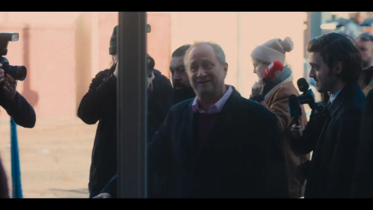 Represent.Candidato.Unico.S01E02.In.costruzione.1080p.WEBMux.ITA.FRA.DDP5.1.Multisub.HDR.DV.x265-Bla